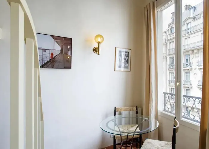 Centrally Located Duplex Notre Dame * Párizs