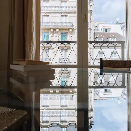 Apartamento Centrally Located Duplex Notre Dame Paris