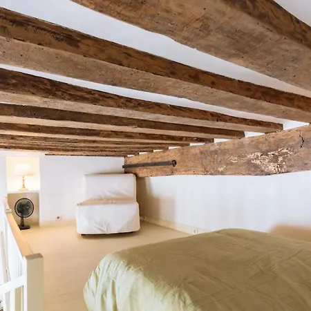 Lägenhet Centrally Located Duplex Notre Dame